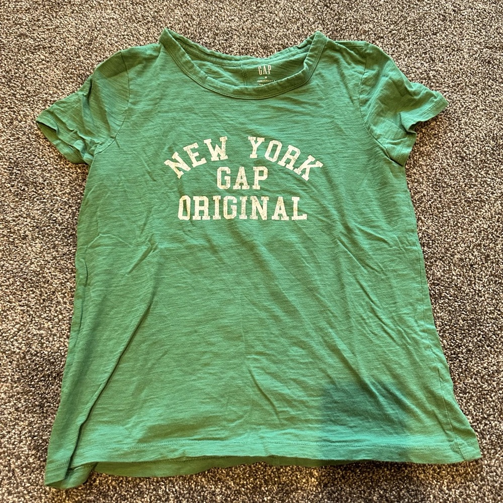 Gap vintage style new tshirt